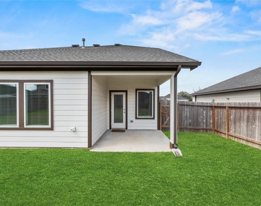 2815 Magnolia Blossom Lane - Photo Thumbnail 17
