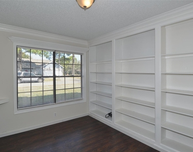 18638 Sweetjasmine Lane - Photo Thumbnail 14