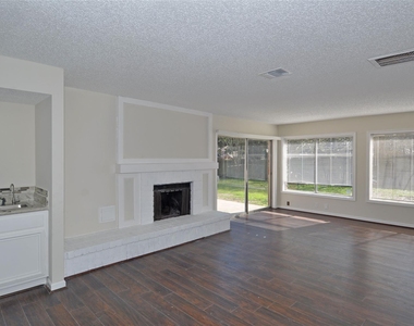 18638 Sweetjasmine Lane - Photo Thumbnail 6