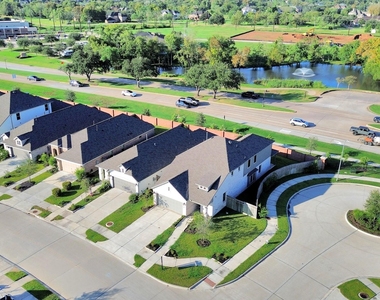 4251 Colony Lane - Photo Thumbnail 42