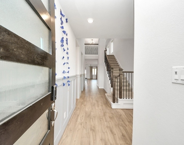 4251 Colony Lane - Photo Thumbnail 6