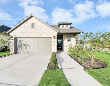 4251 Colony Lane - Photo Thumbnail 1