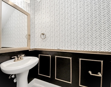 4251 Colony Lane - Photo Thumbnail 11