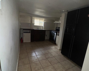2501 Truxillo Street - Photo Thumbnail 5