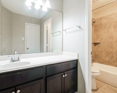 12210 Zenith Ridge Way - Photo Thumbnail 13
