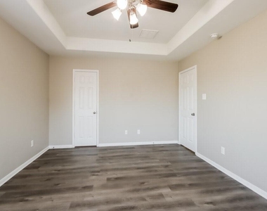 12210 Zenith Ridge Way - Photo Thumbnail 8