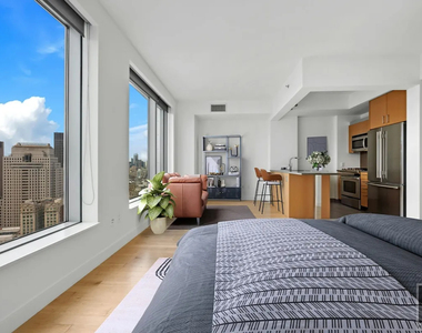 Spruce Street - Photo Thumbnail 1