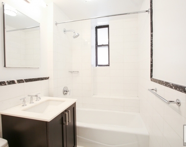 West 70th Street - Photo Thumbnail 3