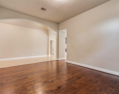 27111 Hardwick Hills Lane - Photo Thumbnail 10