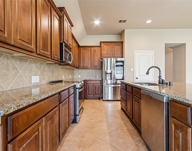27111 Hardwick Hills Lane - Photo Thumbnail 17