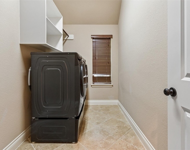 27111 Hardwick Hills Lane - Photo Thumbnail 6