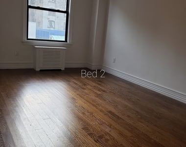 West 68 Street - Photo Thumbnail 5