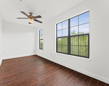 1602 Elgin Street - Photo Thumbnail 12
