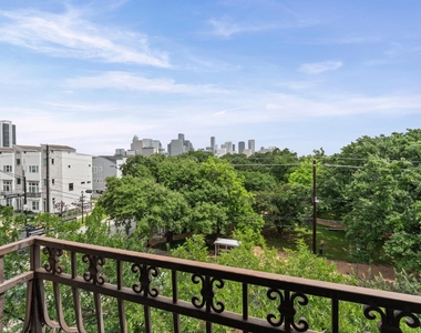 1602 Elgin Street - Photo Thumbnail 15