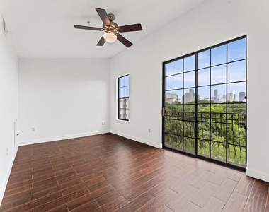 1602 Elgin Street - Photo Thumbnail 14