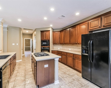 15 Filigree Pines Place - Photo Thumbnail 14