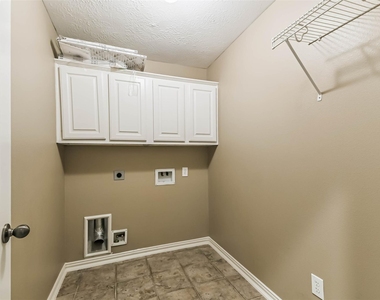15 Filigree Pines Place - Photo Thumbnail 42