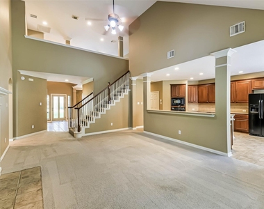 15 Filigree Pines Place - Photo Thumbnail 9