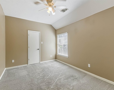 15 Filigree Pines Place - Photo Thumbnail 40