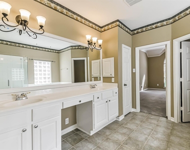 15 Filigree Pines Place - Photo Thumbnail 27
