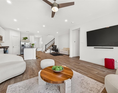 1707 Portorosso Drive - Photo Thumbnail 9