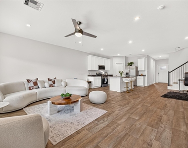 1707 Portorosso Drive - Photo Thumbnail 3