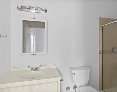 409 Beto St - Photo Thumbnail 8