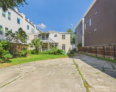 1823 W Main Street - Photo Thumbnail 20