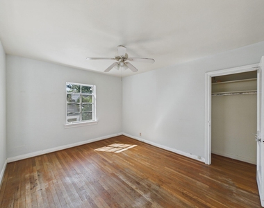 1823 W Main Street - Photo Thumbnail 10