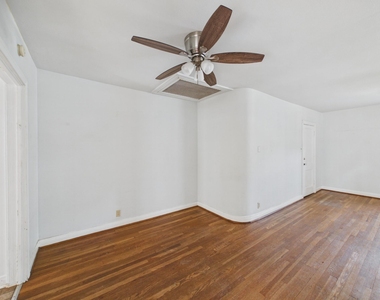 1823 W Main Street - Photo Thumbnail 6