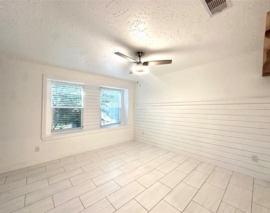 3411 Cannon Ridge Drive - Photo Thumbnail 5