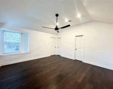 3411 Cannon Ridge Drive - Photo Thumbnail 12