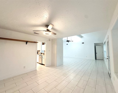 3411 Cannon Ridge Drive - Photo Thumbnail 4