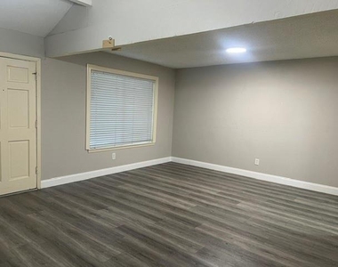 12345 S Dairy Ashford Road - Photo Thumbnail 2