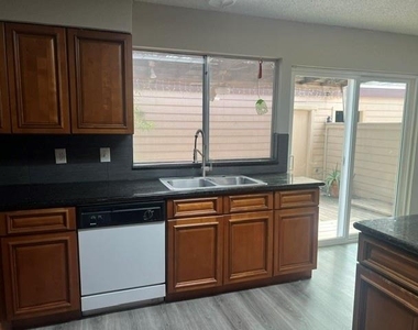 12345 S Dairy Ashford Road - Photo Thumbnail 4