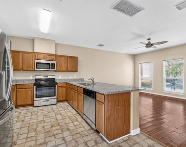 2212 Naomi Street - Photo Thumbnail 7