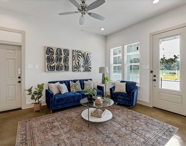 33455 Buckshot Lane - Photo Thumbnail 4