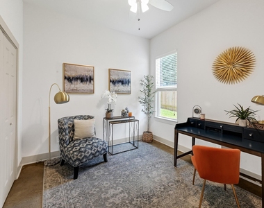 33455 Buckshot Lane - Photo Thumbnail 9