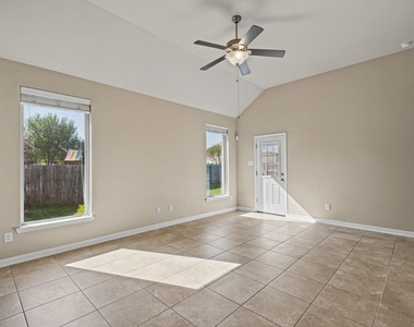 20723 Waterfall Rain Court - Photo Thumbnail 18