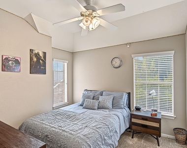 21223 Dover Park Lane - Photo Thumbnail 37