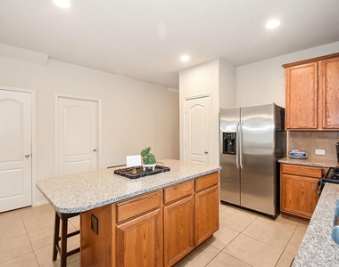 5201 Pale Sage Lane - Photo Thumbnail 9