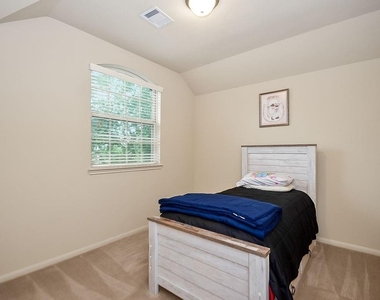5201 Pale Sage Lane - Photo Thumbnail 25