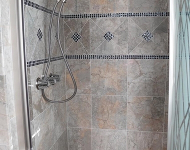 5715 Portal Drive - Photo Thumbnail 20