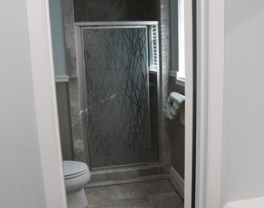 5715 Portal Drive - Photo Thumbnail 24