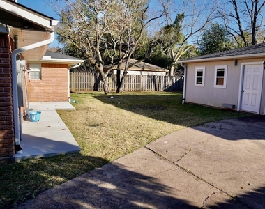 5715 Portal Drive - Photo Thumbnail 31