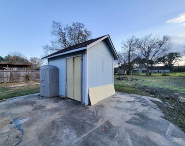 4817 Lawndale Street - Photo Thumbnail 21