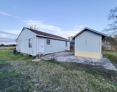 4817 Lawndale Street - Photo Thumbnail 22