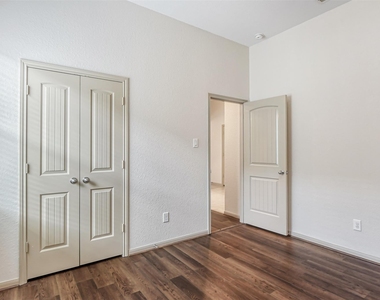 25522 Marmite Drive - Photo Thumbnail 10
