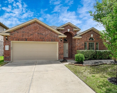 25522 Marmite Drive - Photo Thumbnail 1
