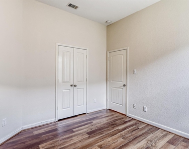 25522 Marmite Drive - Photo Thumbnail 12